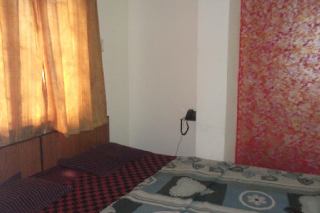 Megacity Inn Колката Екстериор снимка